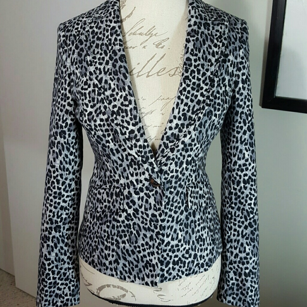 White house Black Market Blazer